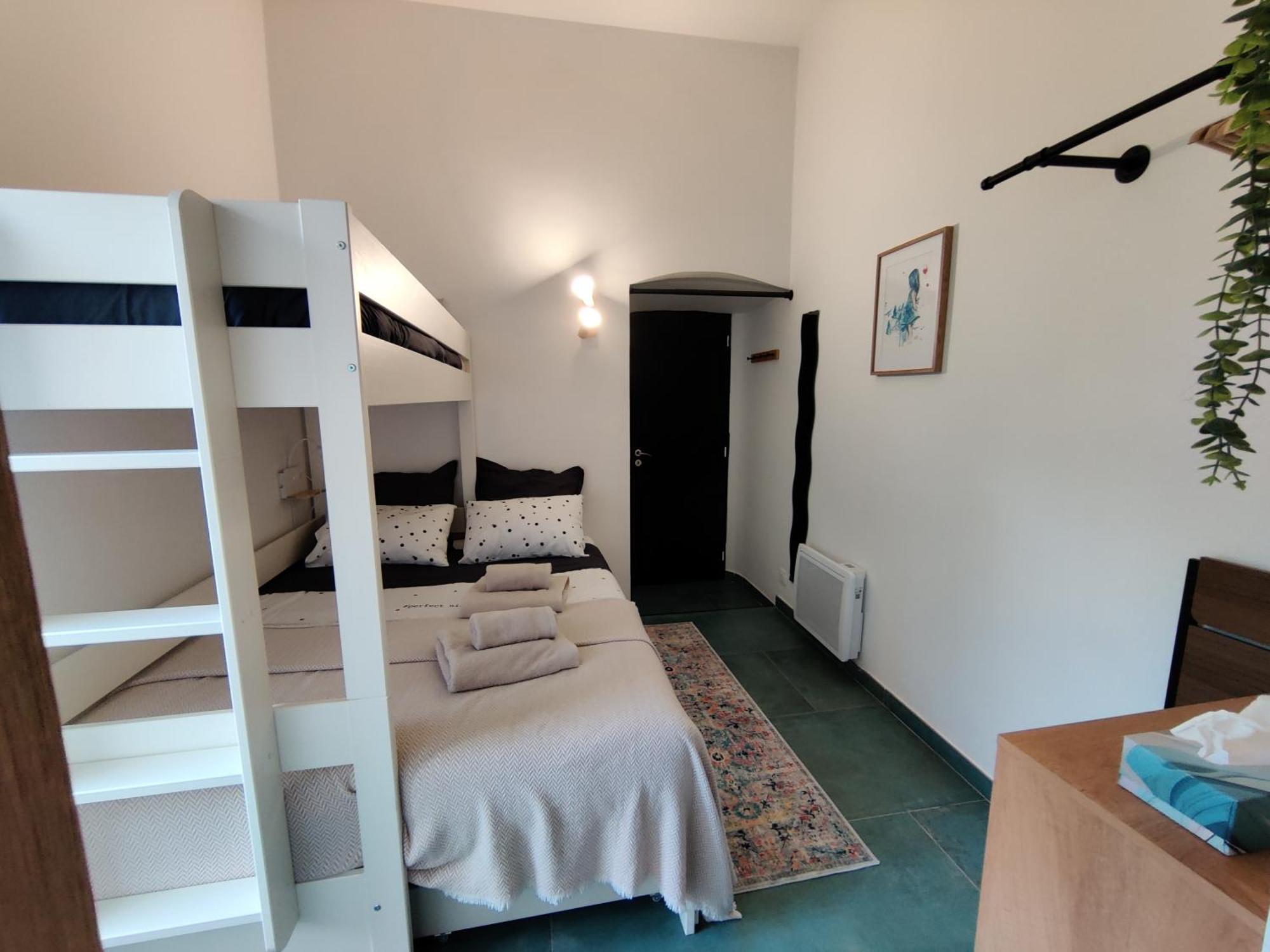 Frühstückspension Les Du Chateau De Fenestrelle Aubagne