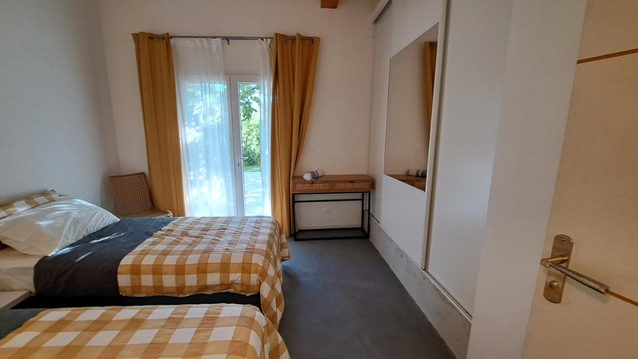 Bed & Breakfast Les Du Chateau De Fenestrelle Aubagne