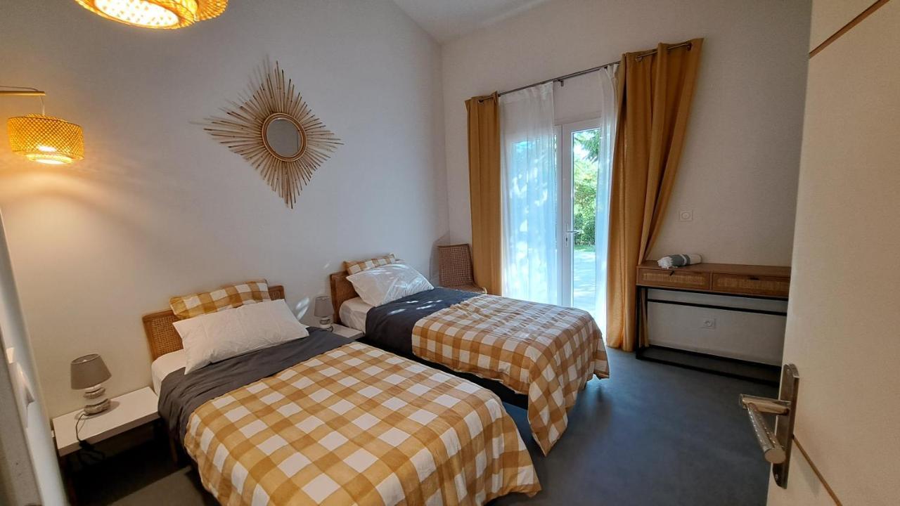 Bed & Breakfast Les Du Chateau De Fenestrelle Aubagne