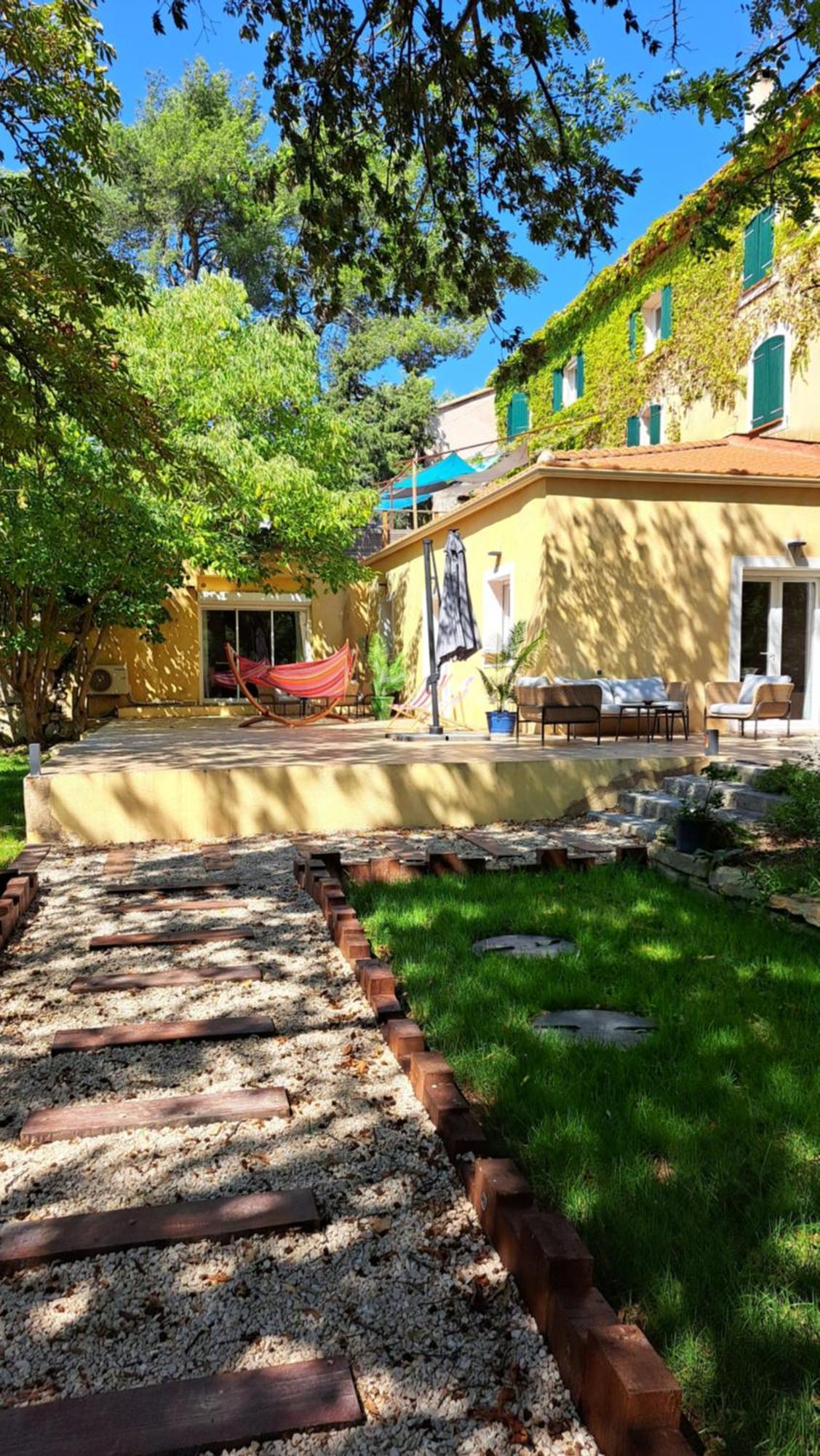 Les Du Chateau De Fenestrelle Bed & Breakfast