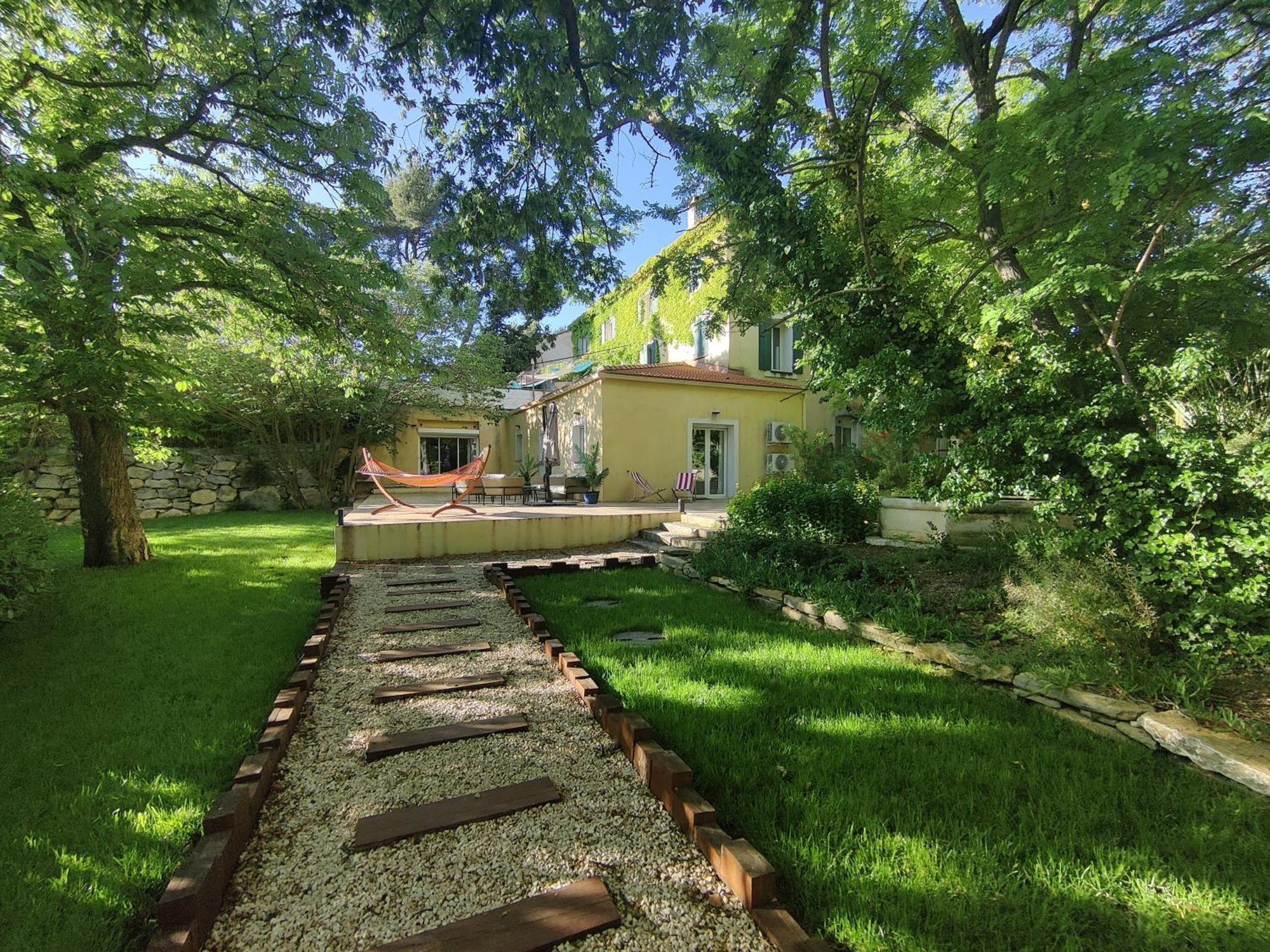 Les Du Chateau De Fenestrelle Bed & Breakfast Aubagne