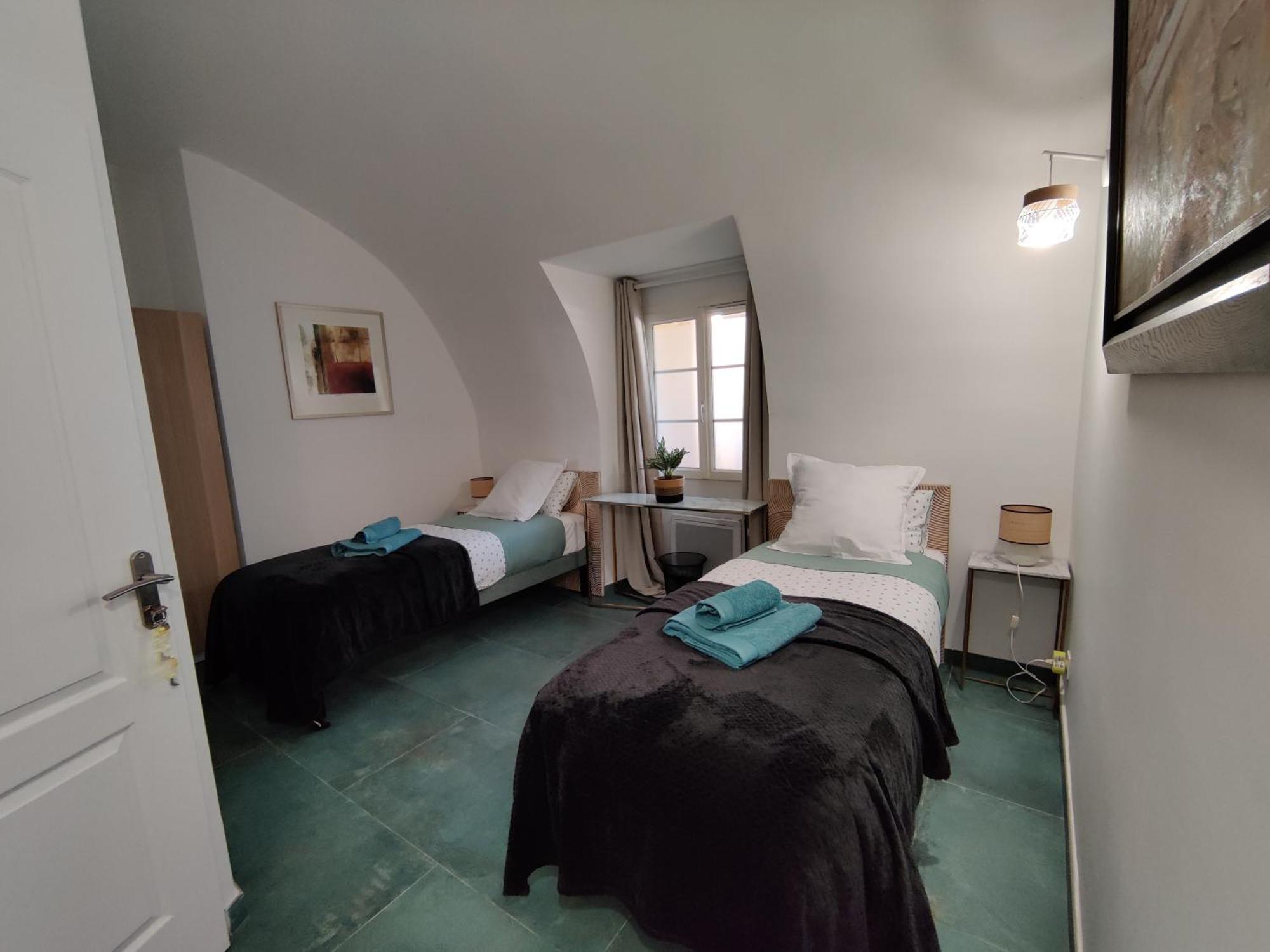 Les Du Chateau De Fenestrelle * Aubagne